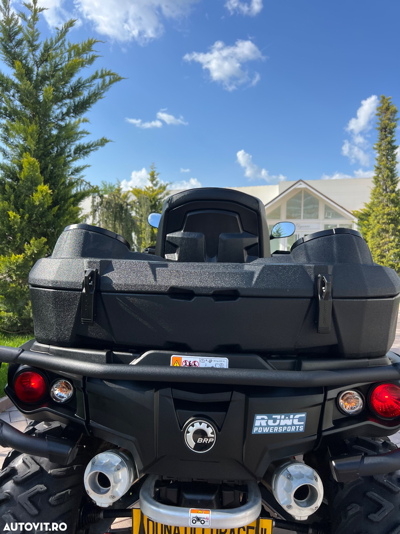 Can-Am Outlander Max - 8