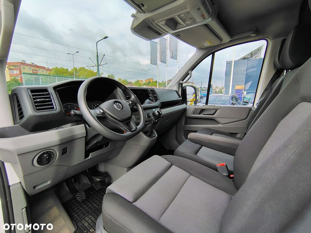 Volkswagen Crafter - 13