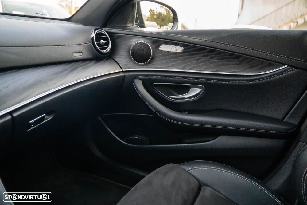 Mercedes-Benz E 300 - 31