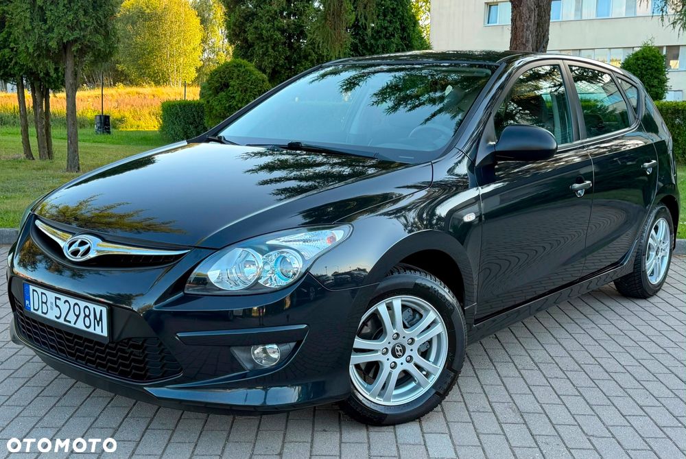 Hyundai i30 1.4 FIFA WM Edition - 16