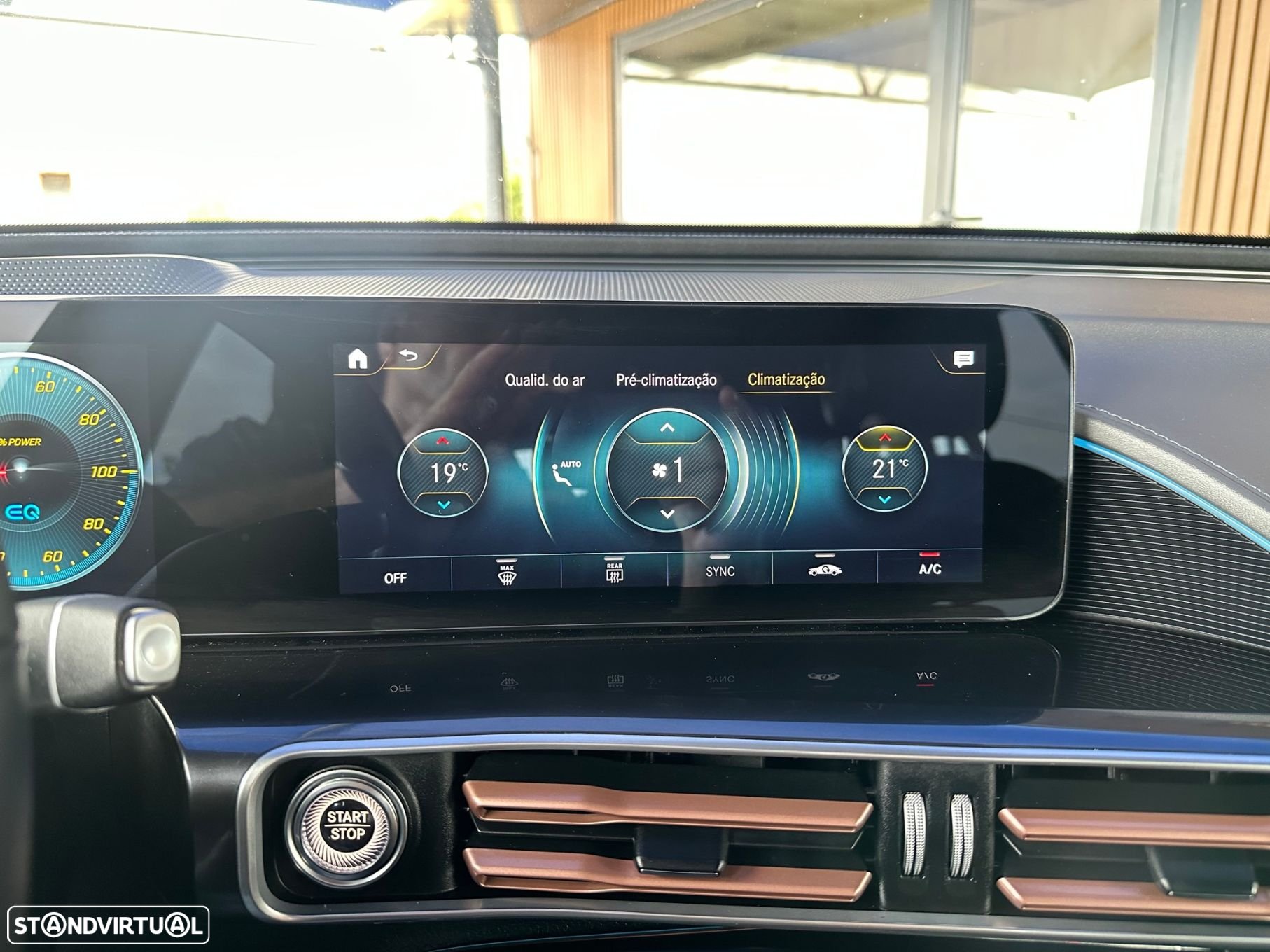 Mercedes-Benz EQC 400 4Matic AMG Line - 35