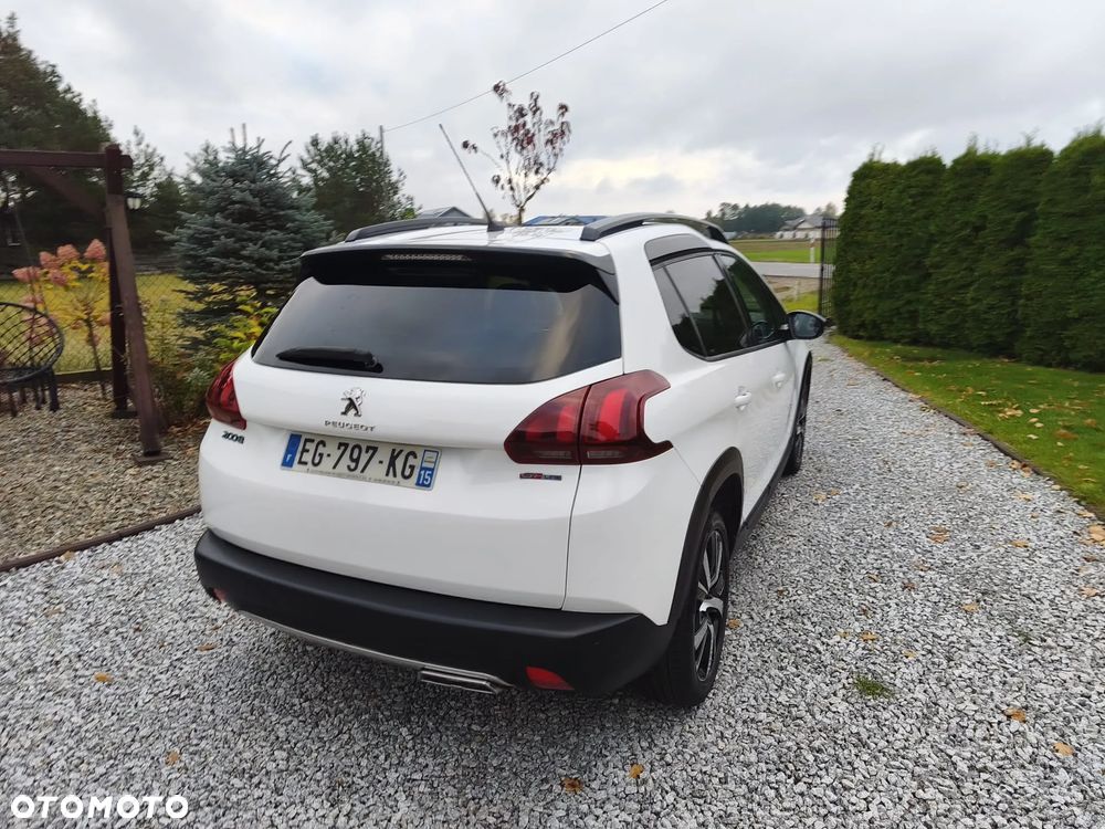 Peugeot 2008 - 6