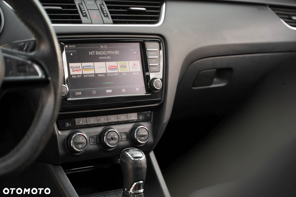 Skoda Octavia 2.0 TDI RS DSG - 17