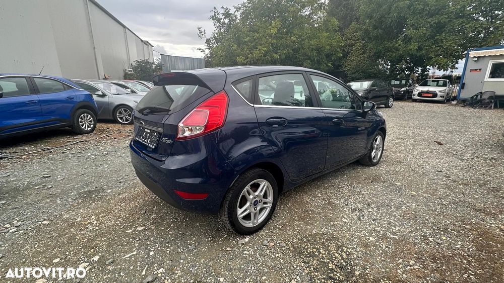 Ford Fiesta - 11