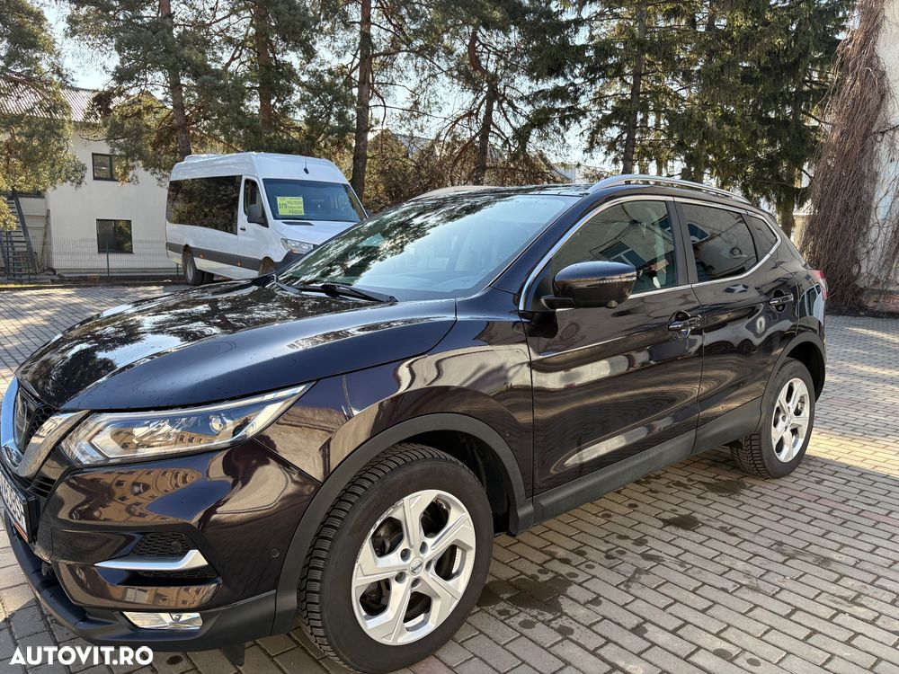 Nissan Qashqai 1.6 DCI Start/Stop 4X4-i Tekna - 1