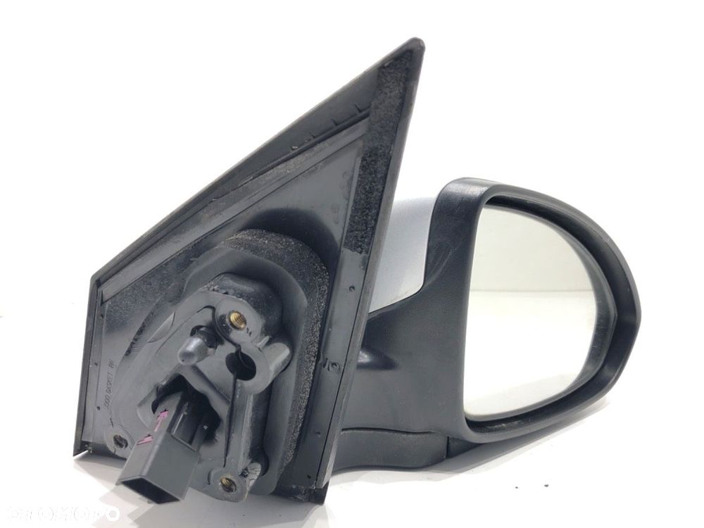 LUSTERKO PRAWY  CHEVROLET CRUZE liftback (J305) 2010 - 2022 1.6 91 kW [124 KM] benzyna 2011 - 2022 - 6