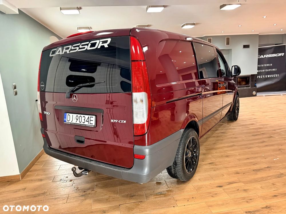 Mercedes-Benz Vito Univan 639.605 - 7