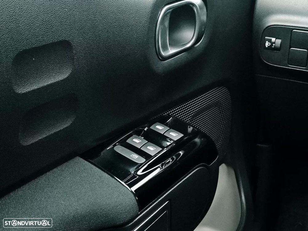 Citroën C3 Pure Tech S&S Shine - 15