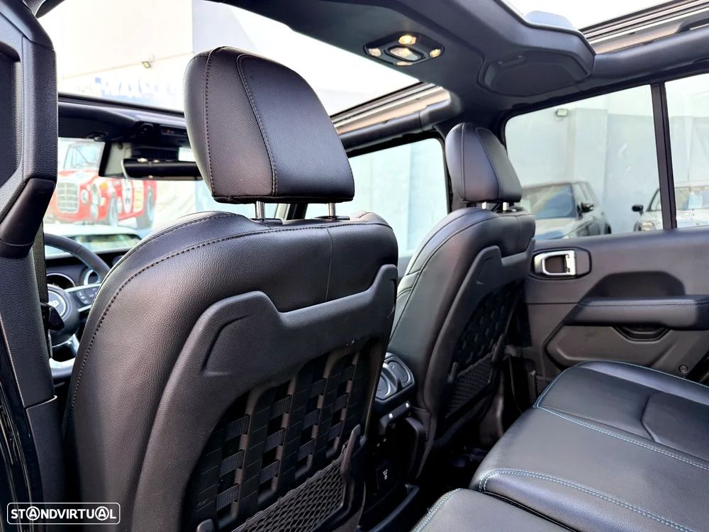 Jeep Wrangler Unlimited 2.0 4xe Plug-In Hybrid Hardtop Rubicon - 32