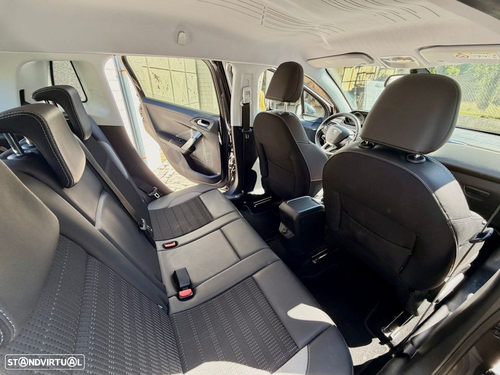 Peugeot 2008 1.2 PureTech Allure EAT6 - 12