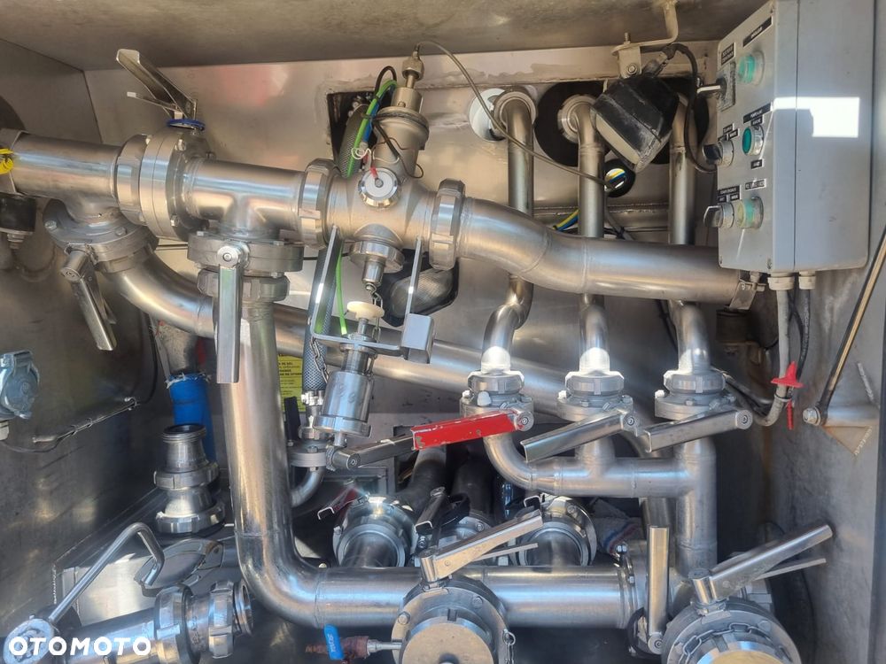 Scania P450 / RETARDER / 15.800L / PODNOSZONA OŚ / PRZEWÓZ MLEKA / SKRĘTNA OŚ - 20