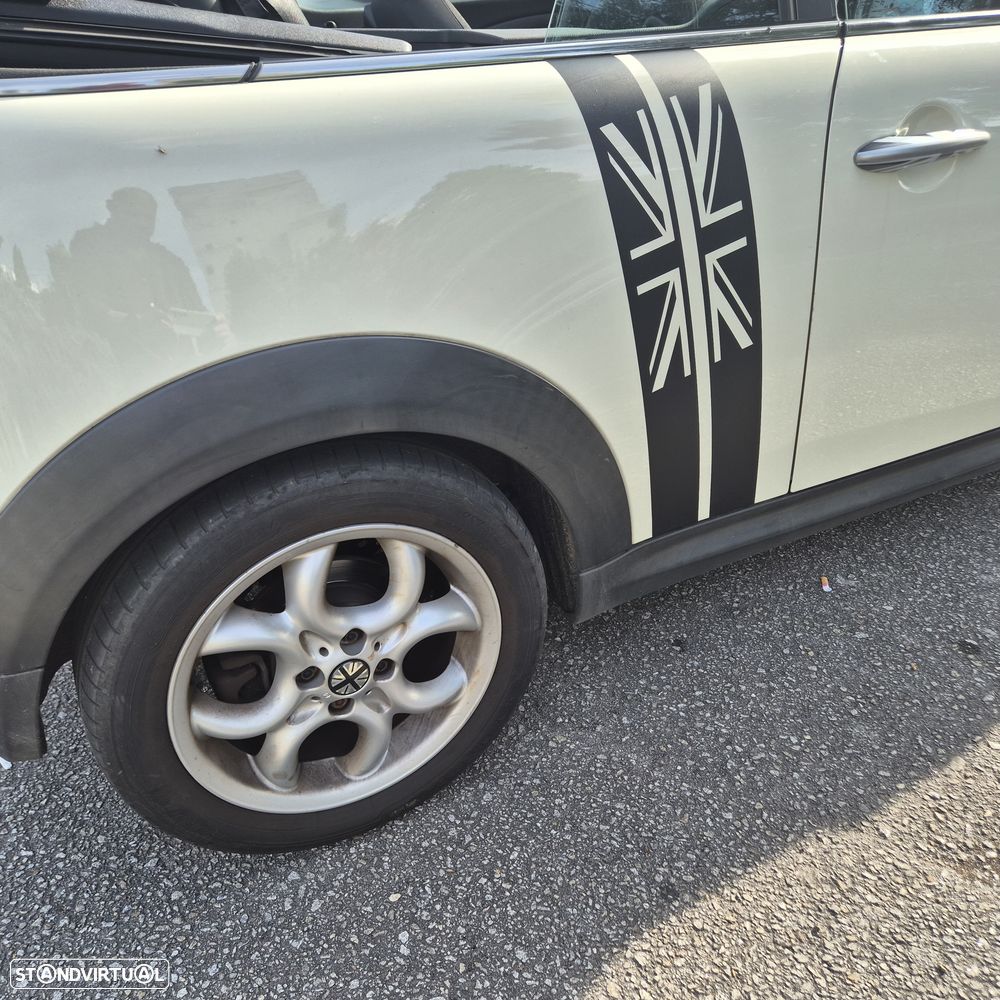 MINI Cabrio - 8