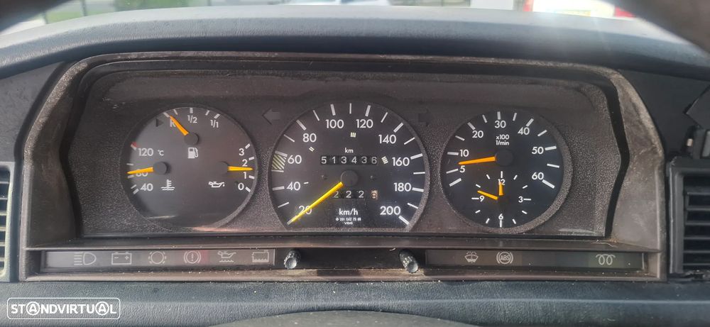 Mercedes-Benz W201 (1982-1993) 190 D 2.5 - 10