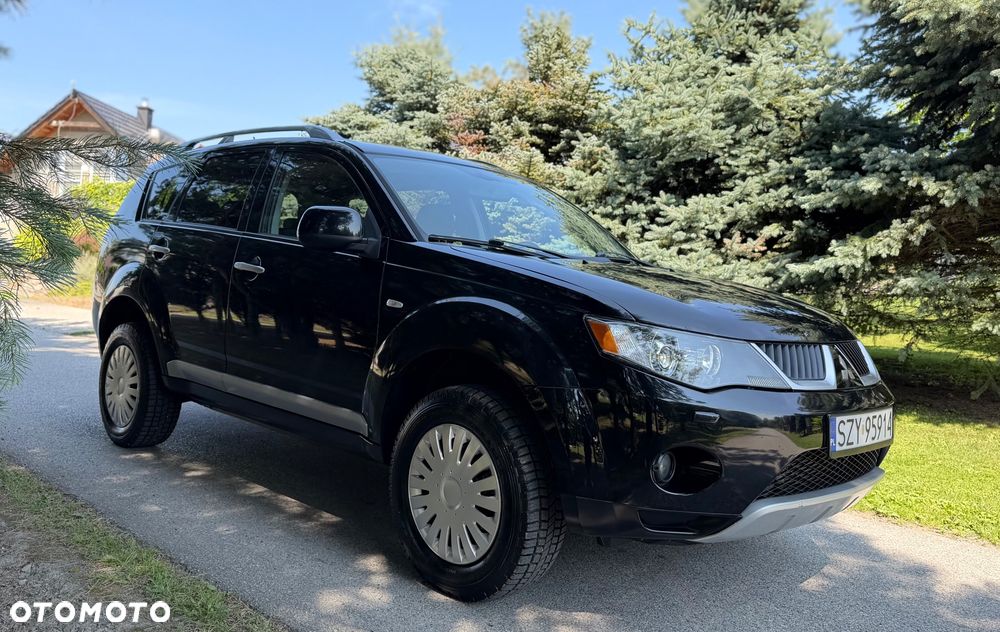 Mitsubishi Outlander 2.0 DID Intense + - 5