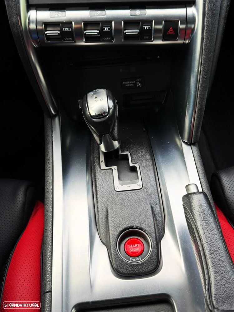 Nissan GT-R 3.8 V6 Black Edition - 15