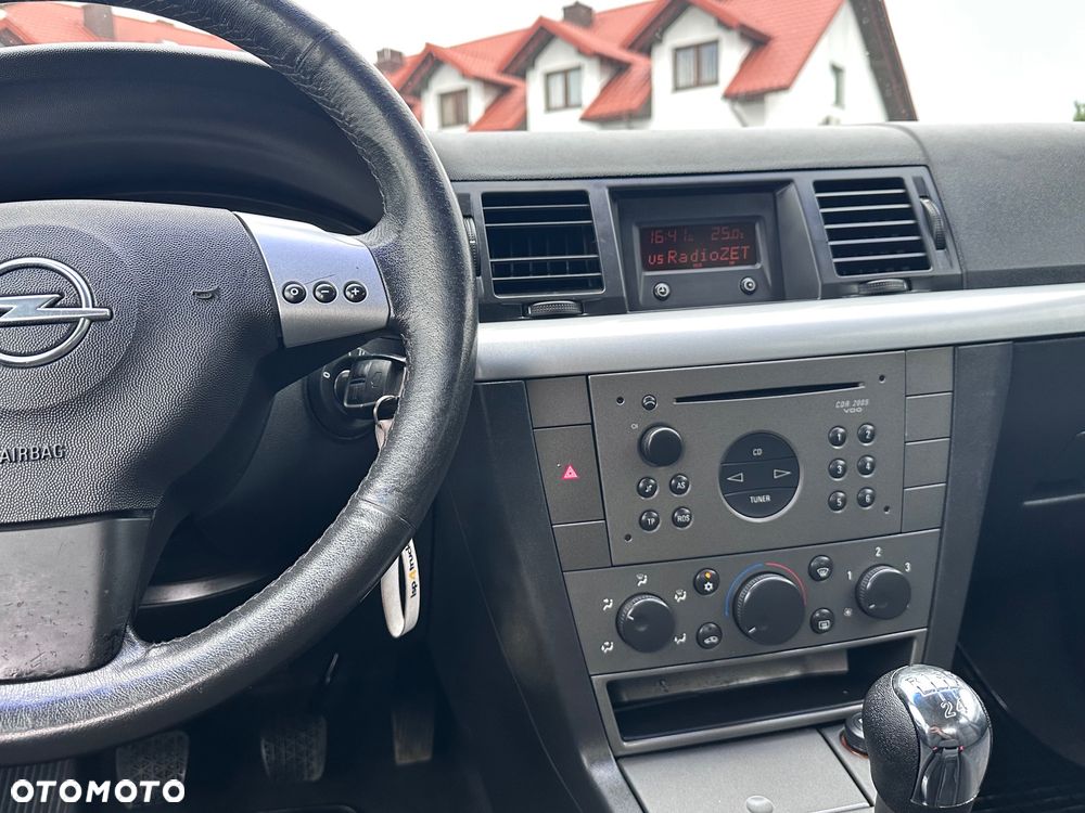 Opel Vectra 1.8 - 10