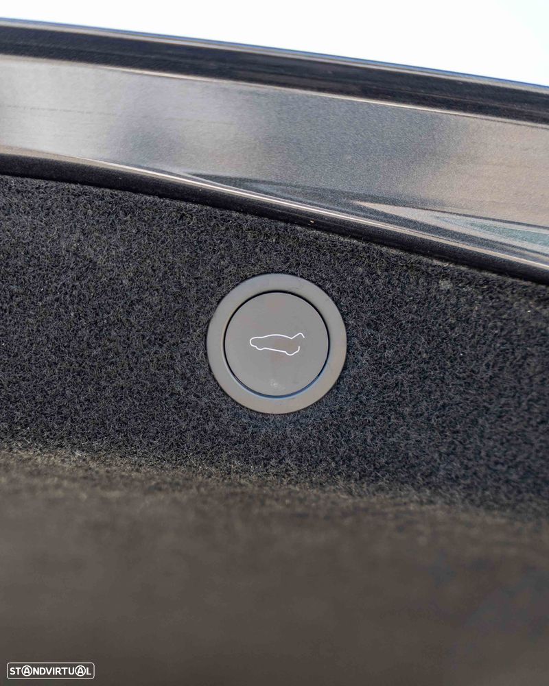 Tesla Model 3 Long Range Tração Integral - 37
