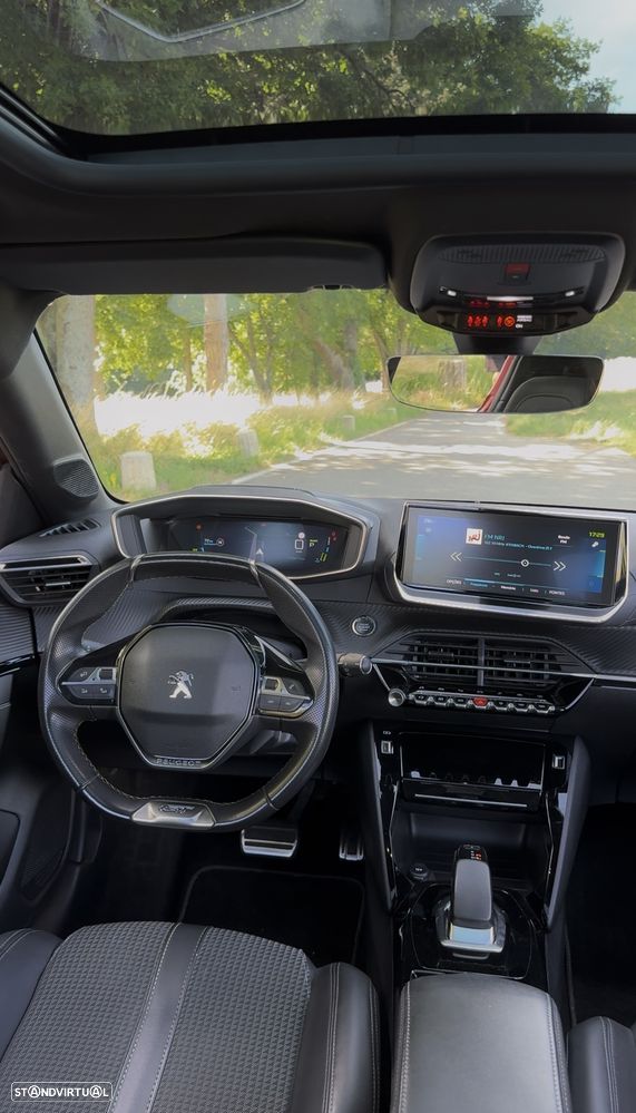 Peugeot e-208 GT Pack - 5