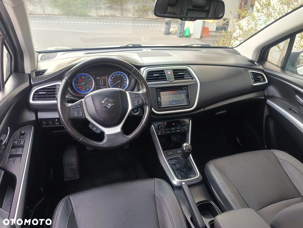 Suzuki SX4 S-Cross 1.6 VVT 4x2 limited+ - 31