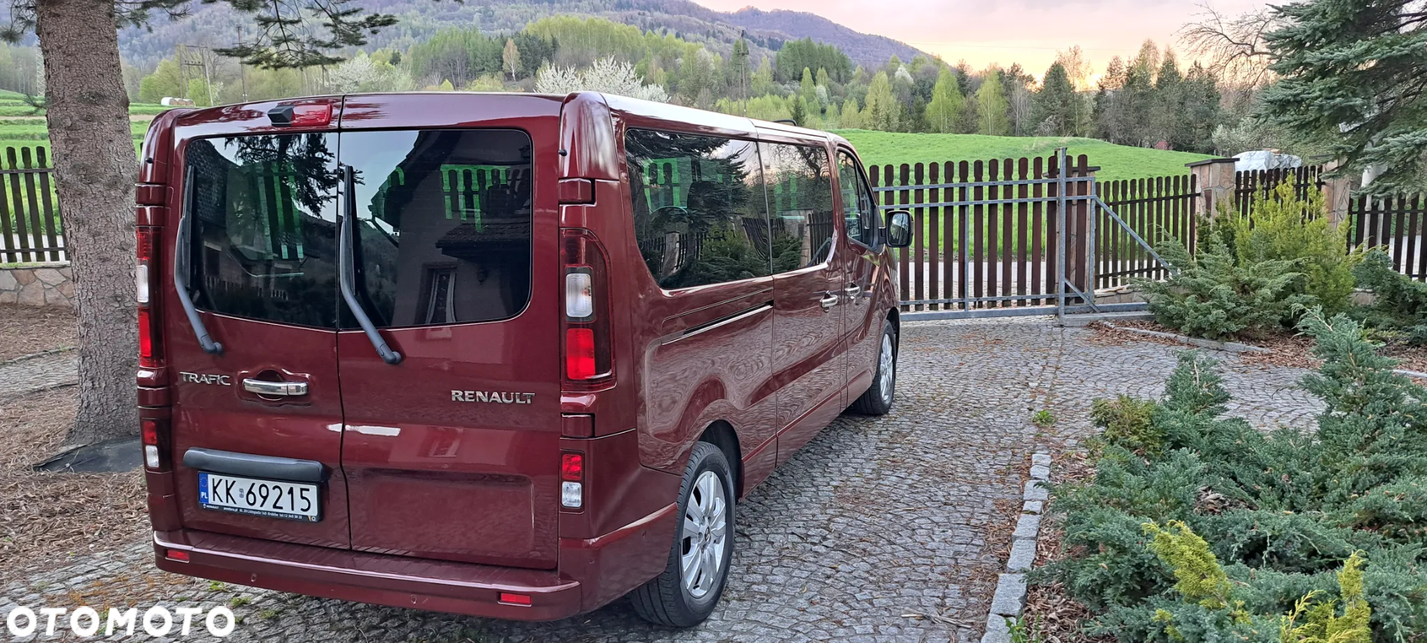 Renault Trafic 2.0 dCi L2H1 HD Extra EDC (bryg.) - 3