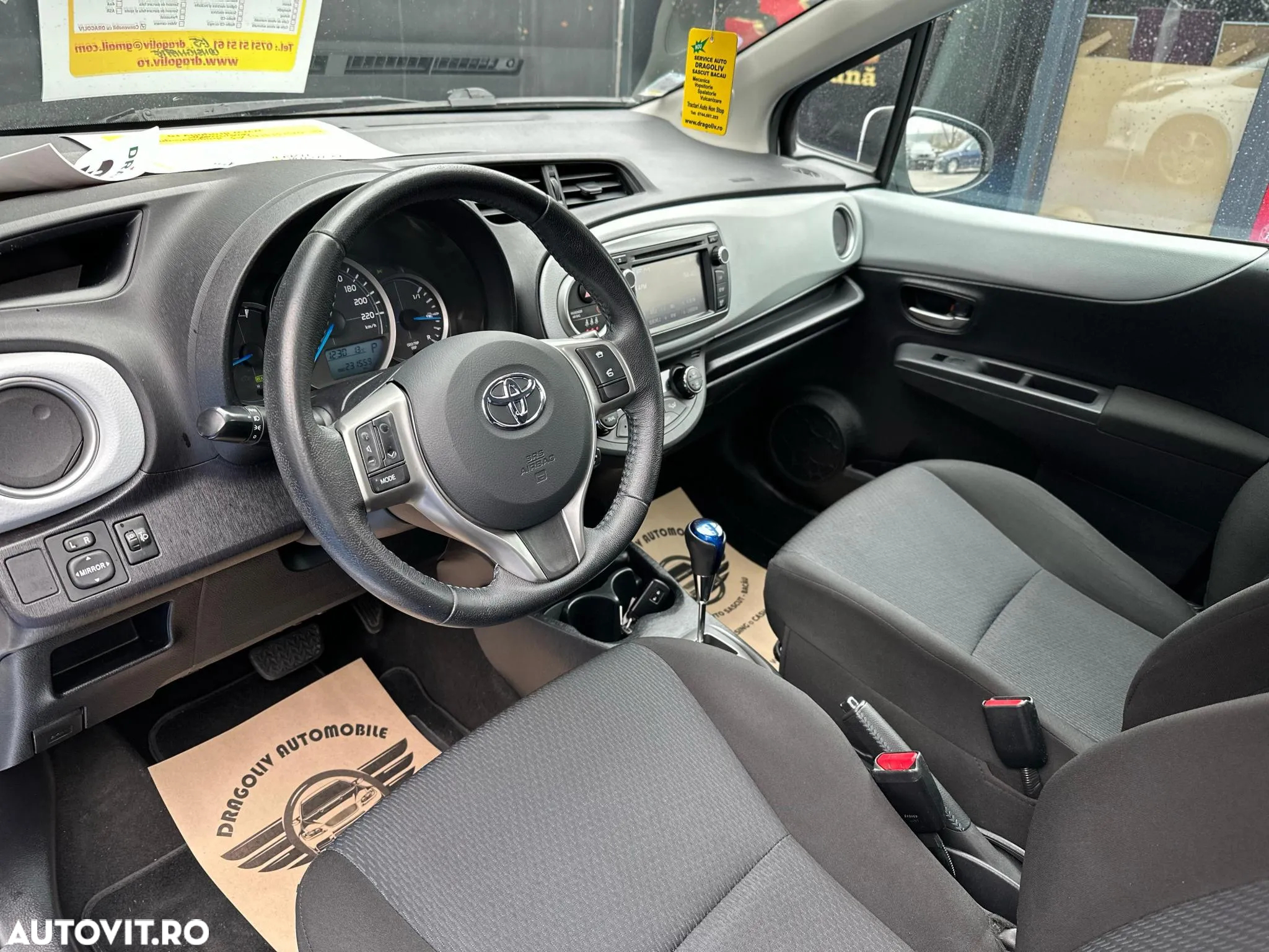Toyota Yaris - 5