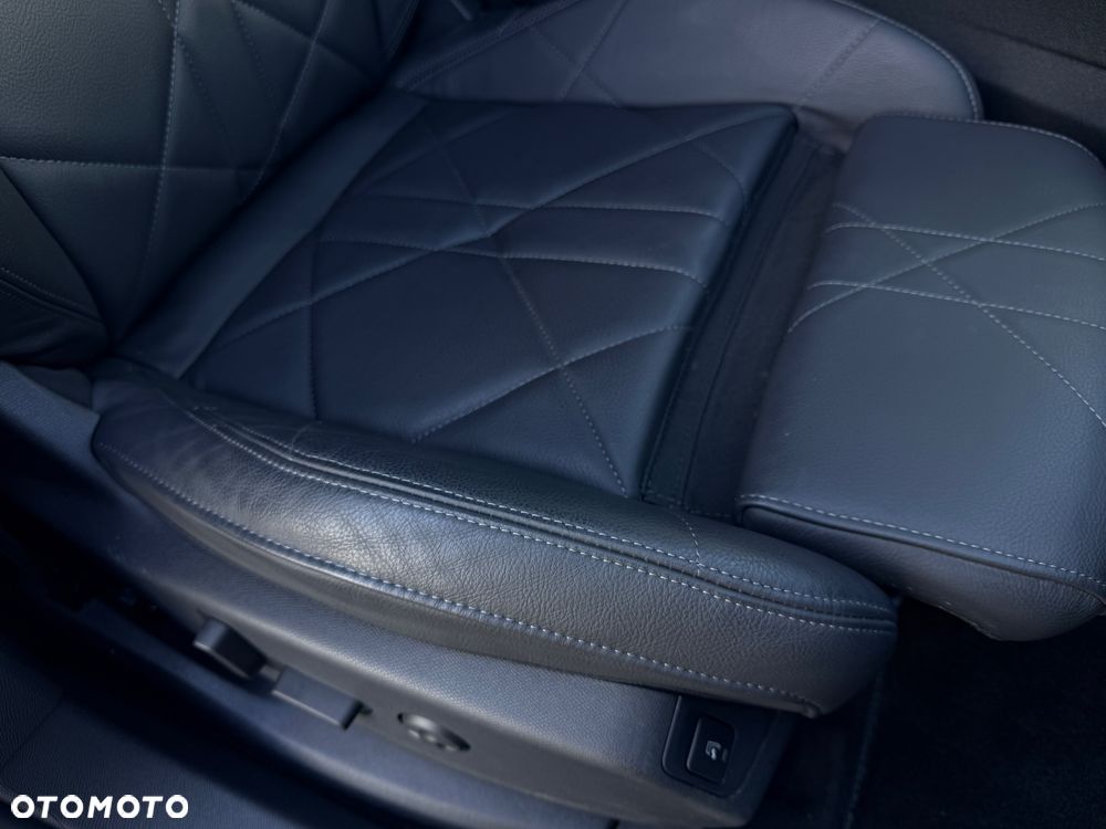 DS Automobiles DS 7 Crossback 2.0 BlueHDi Louvre - 30