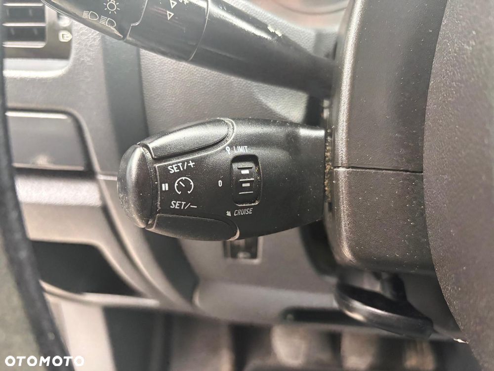 Toyota ProAce 1.6 Diesel Boczne drzwi Klimatyzacja Elektryczne Szyby - 11