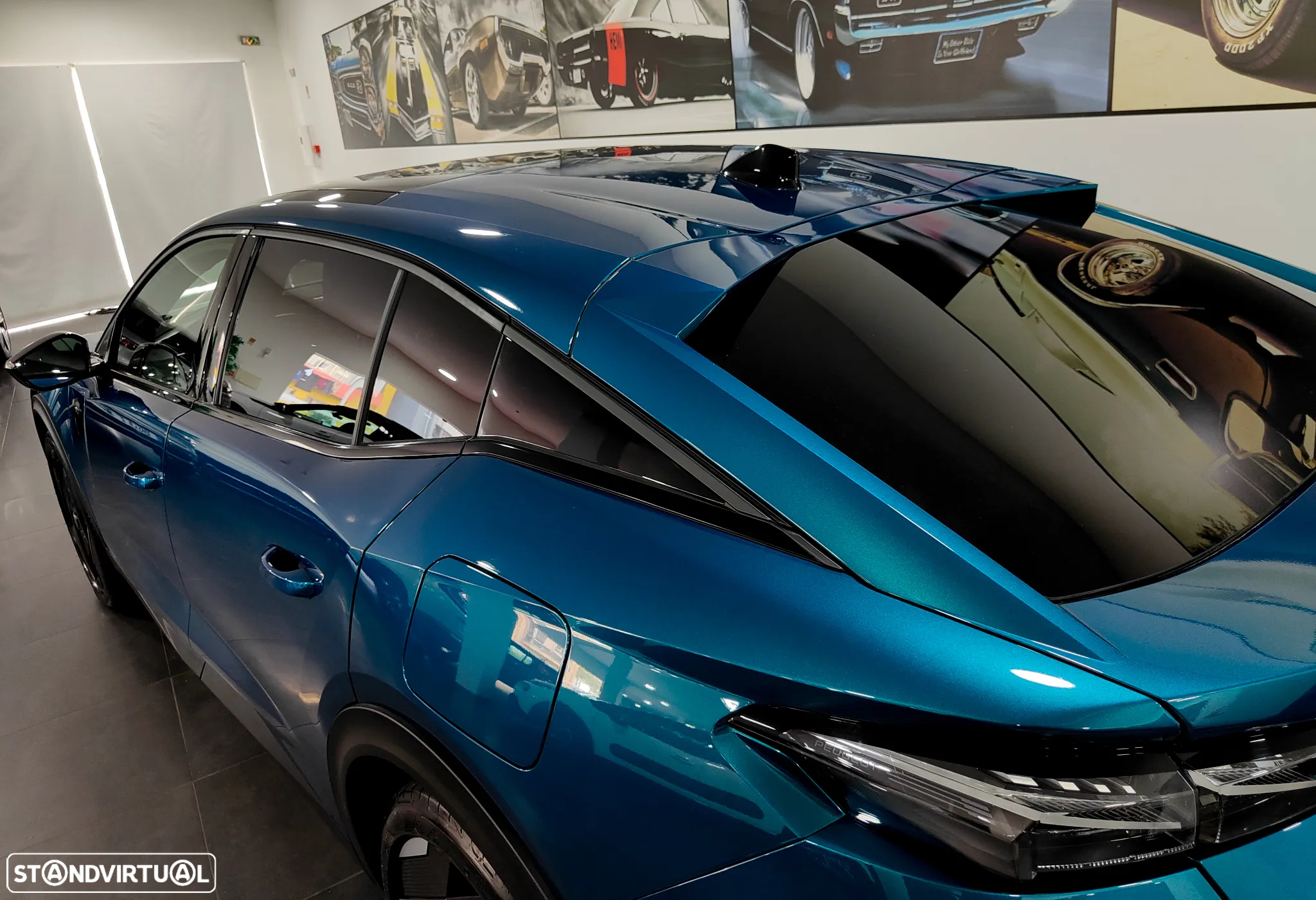 Peugeot 408 1.6 Hybrid GT e-EAT8 - 21
