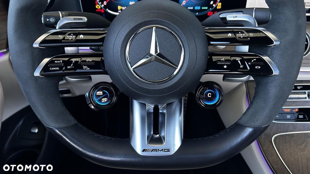 Mercedes-Benz Klasa E AMG 53 4-Matic+ - 15
