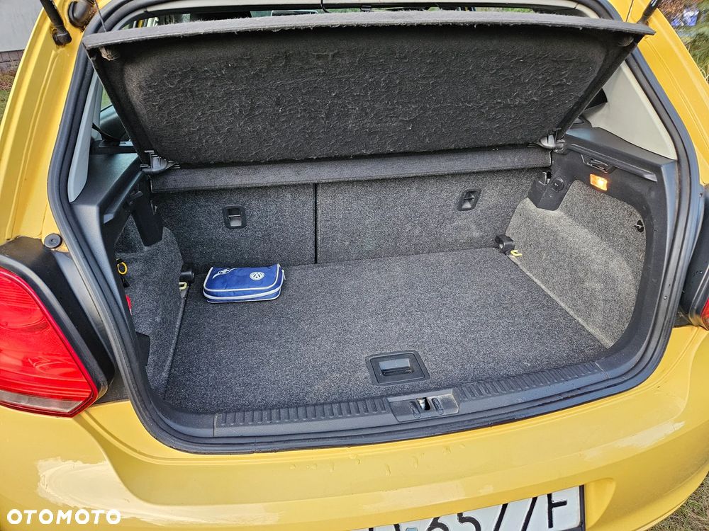 Volkswagen Polo 1.4 16V Highline - 13