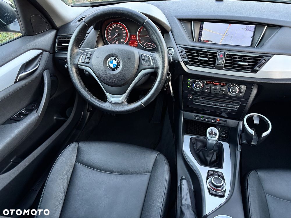 BMW X1 xDrive20d - 15