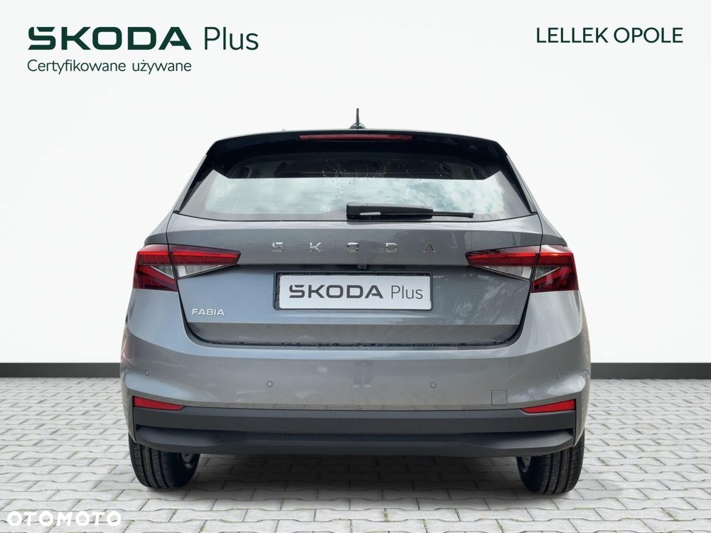 Skoda Fabia 1.0 TSI Drive DSG - 8