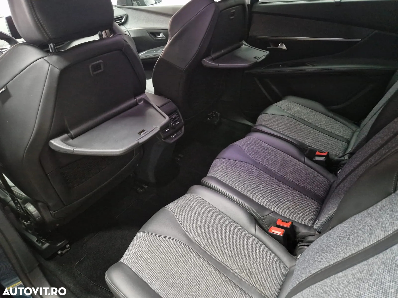 Peugeot 5008 BlueHDI 130 EAT8 Allure Business-Paket - 27