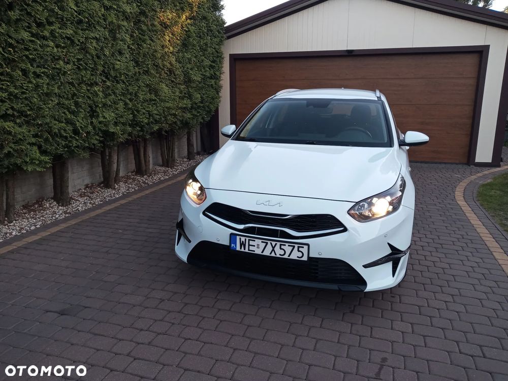 Kia Ceed 1.5 T-GDI M - 6