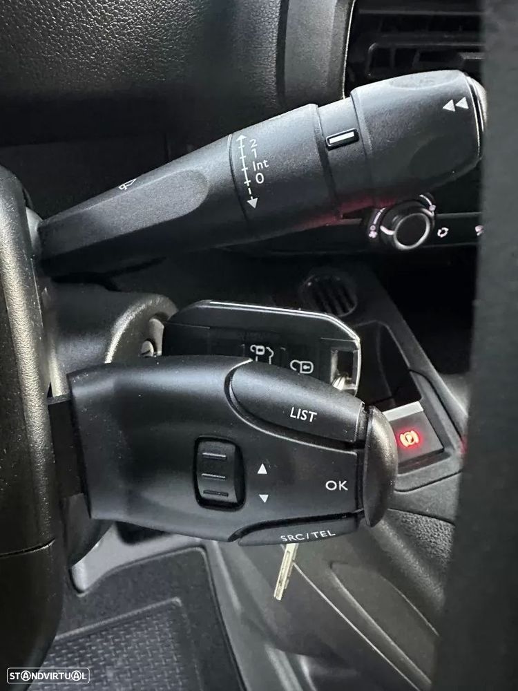Peugeot partner 1.6hdi 3 lugares iva dedutivel - 32