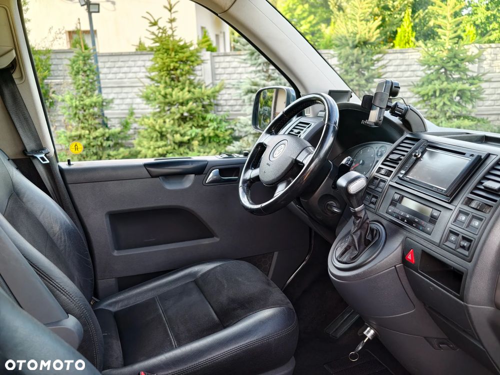 Volkswagen Transporter Multivan Lang DPF Comfortline Autm - 9