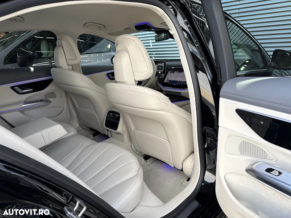 Mercedes-Benz E 200 MHEV 4MATIC Aut. - 26