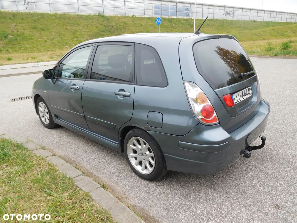 Suzuki Liana - 4