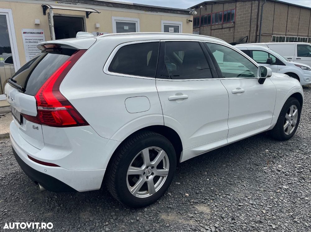 Volvo XC 60 D4 Momentum - 4
