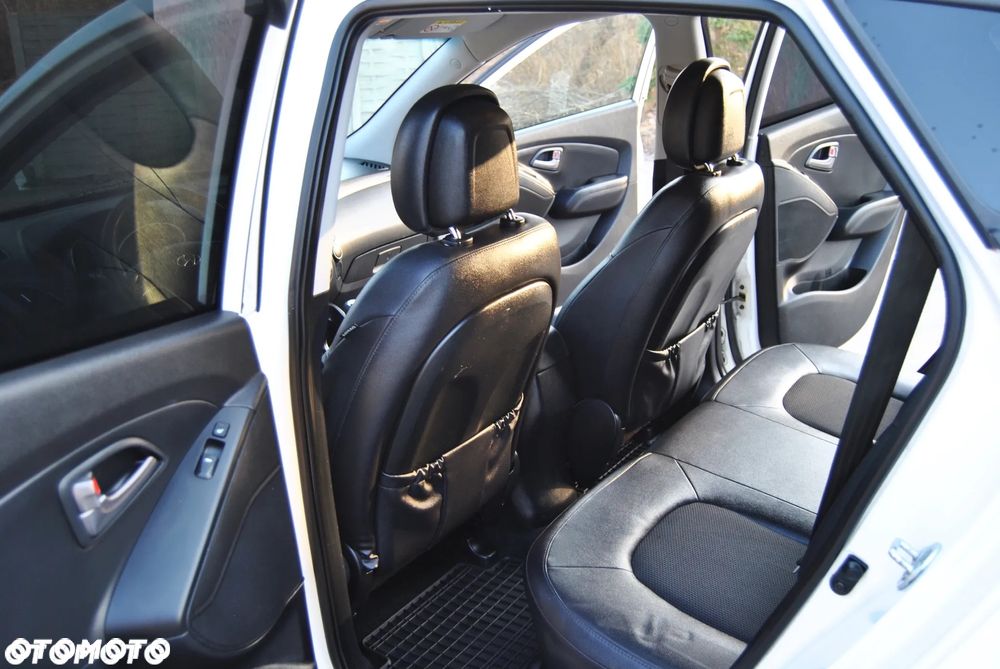 Hyundai ix35 1.6 2WD Fifa World Cup Edition - 7