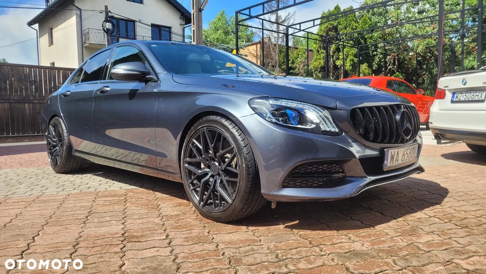 Mercedes-Benz Klasa C 300 7G-TRONIC - 3