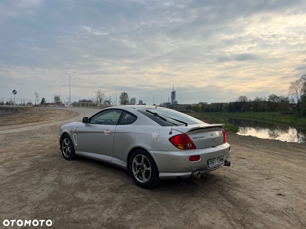 Hyundai Coupe - 1
