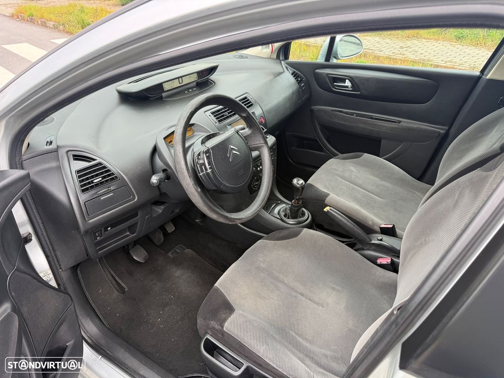 Citroën C4 1.6 HDi 110 SX - 7