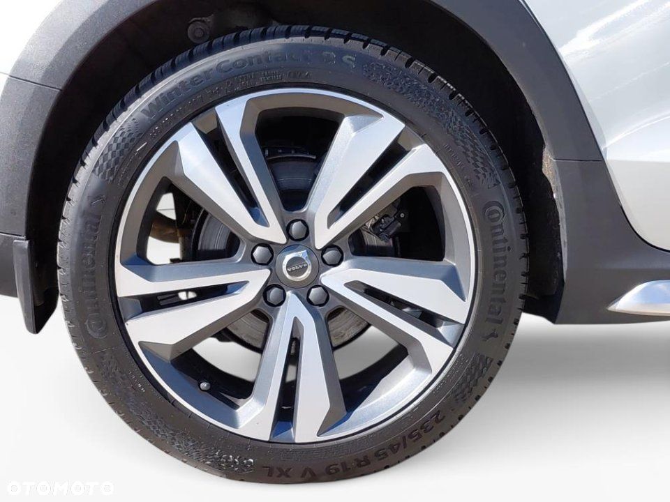 Volvo V60 Cross Country - 9