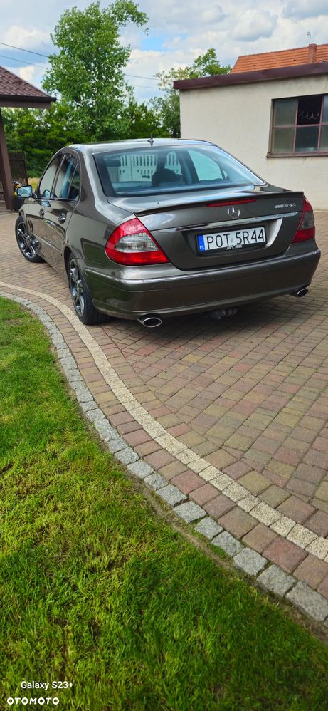 Mercedes-Benz Klasa E - 4