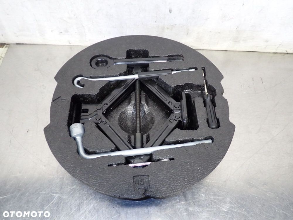 ZESTAW NARZĘDZIOWY KIA CEED - 1