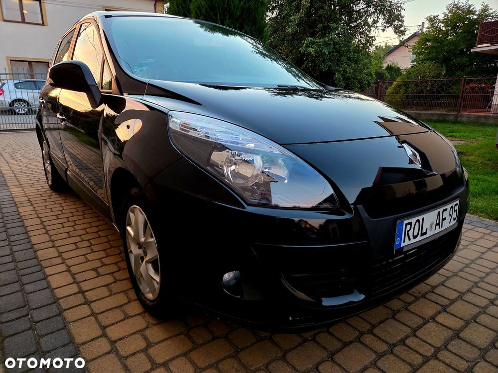 Renault Scenic 1.6 16V 110 Dynamique - 10