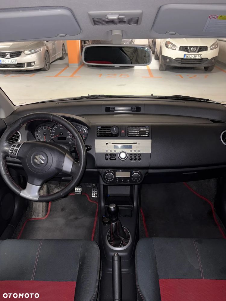 Suzuki Swift 1.6 Sport - 11