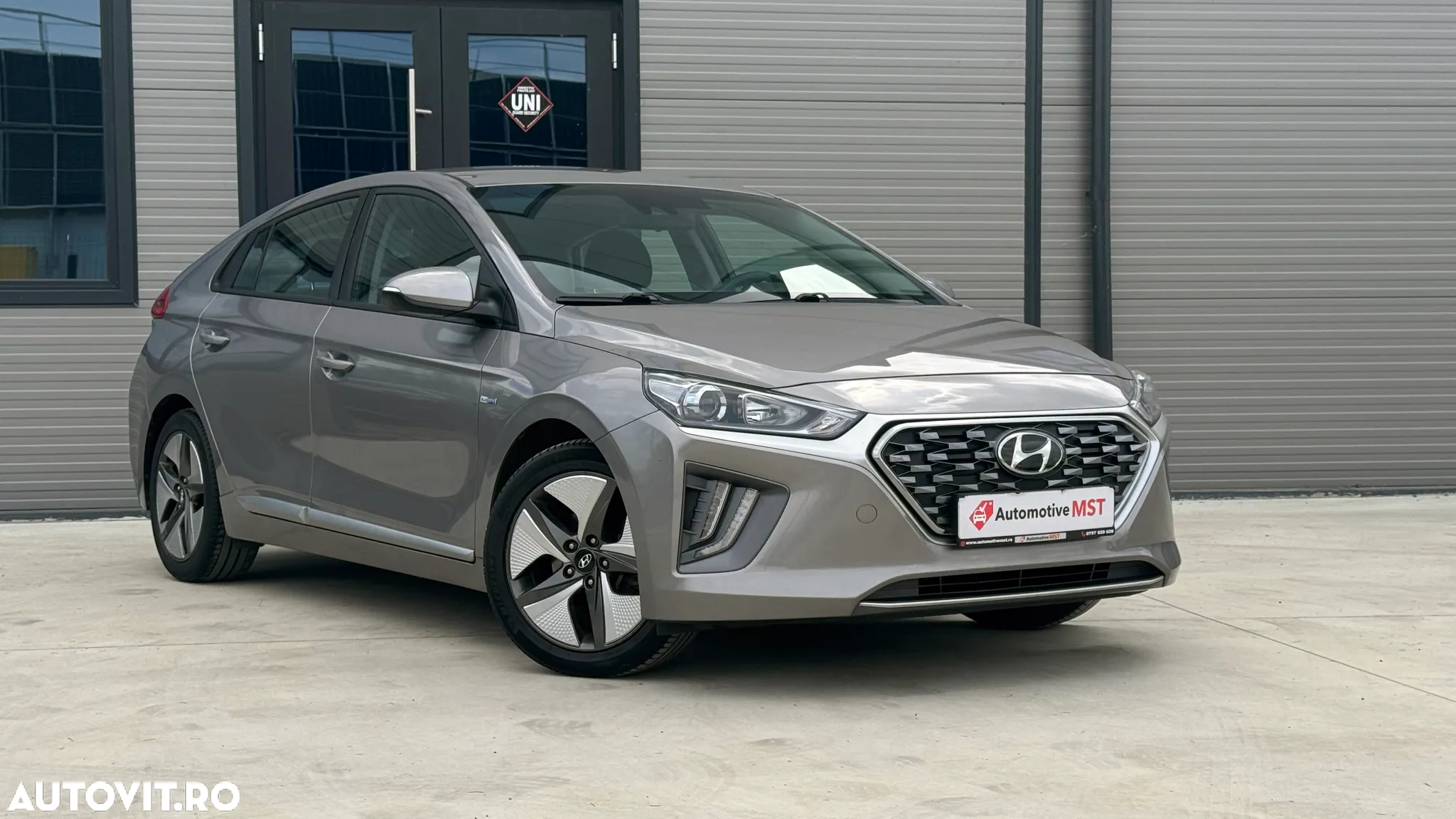 Hyundai IONIQ Hybrid 1.6 GDI Advantage - 2