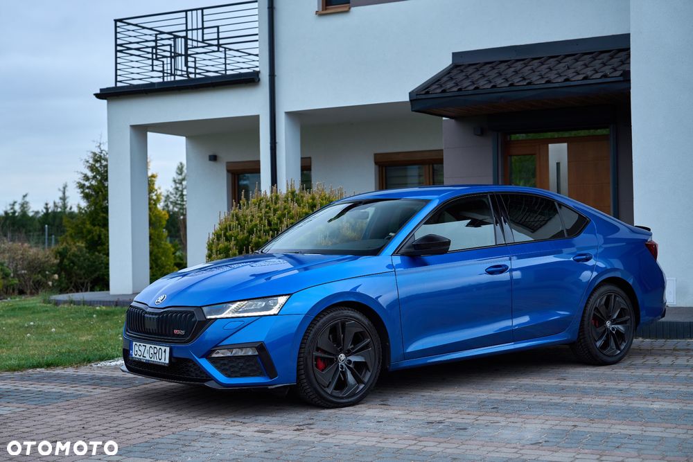 Skoda Octavia 2.0 TDI DSG RS - 1